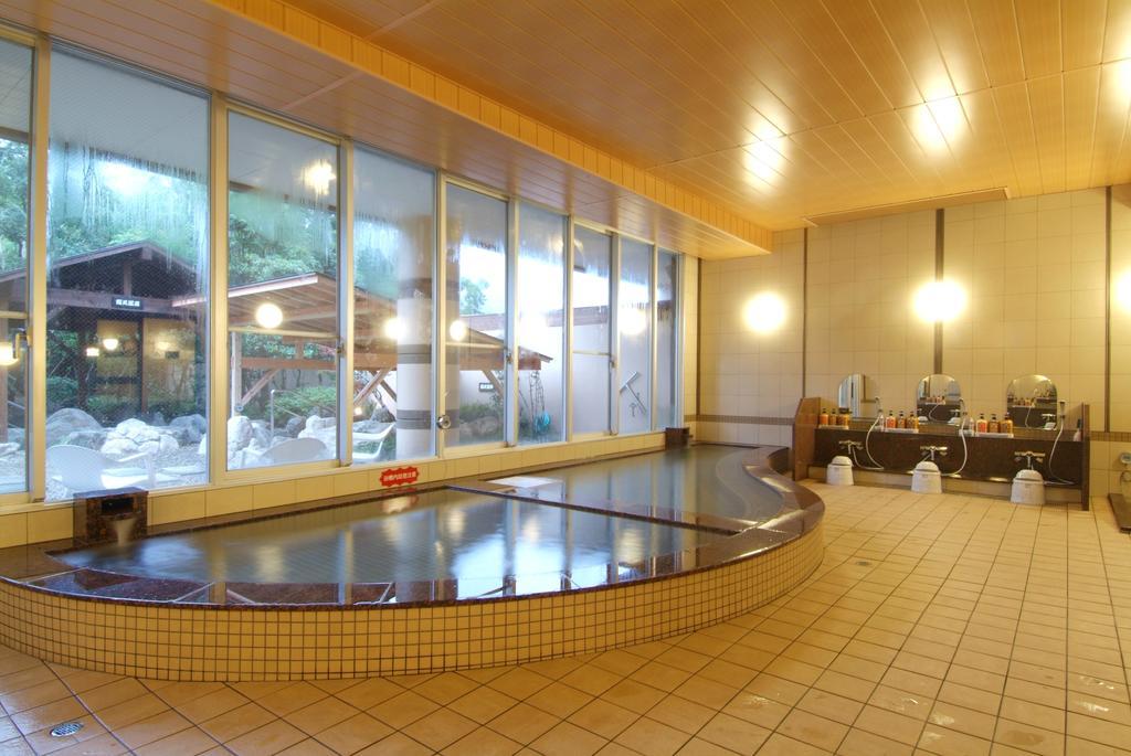 Route Inn Grantia Fukuoka Miyawaka - Wakita Onsen Exterior foto